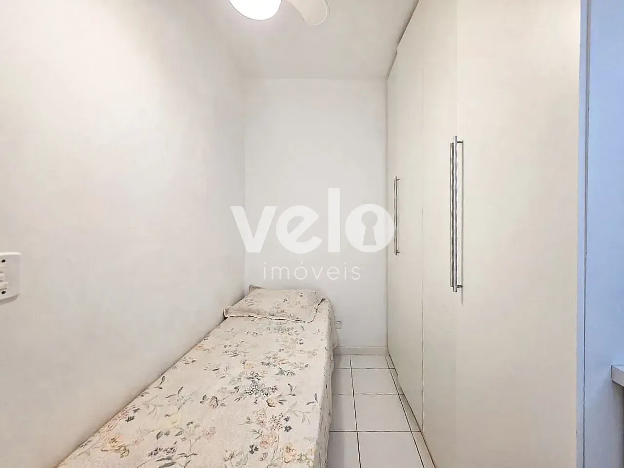 Furnished apartment with 4 bedrooms and 5 bathrooms — photo 36