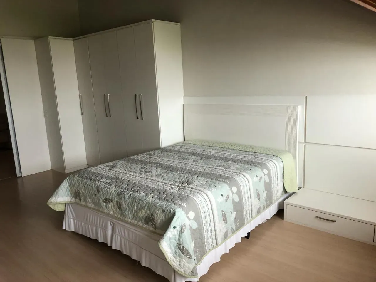 Casa amueblada con 5 suites, 600 m² y 4 plazas — photo 29