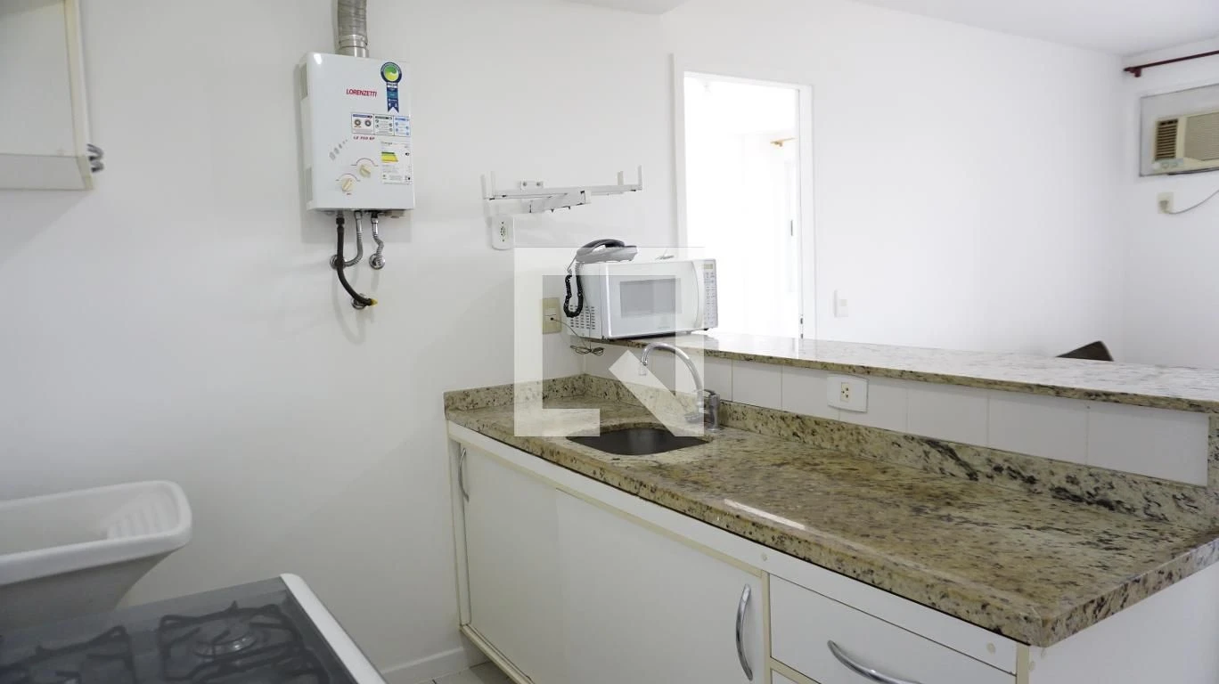 Стиральная машина и 1 спальня: квартира 42 м² — photo 32