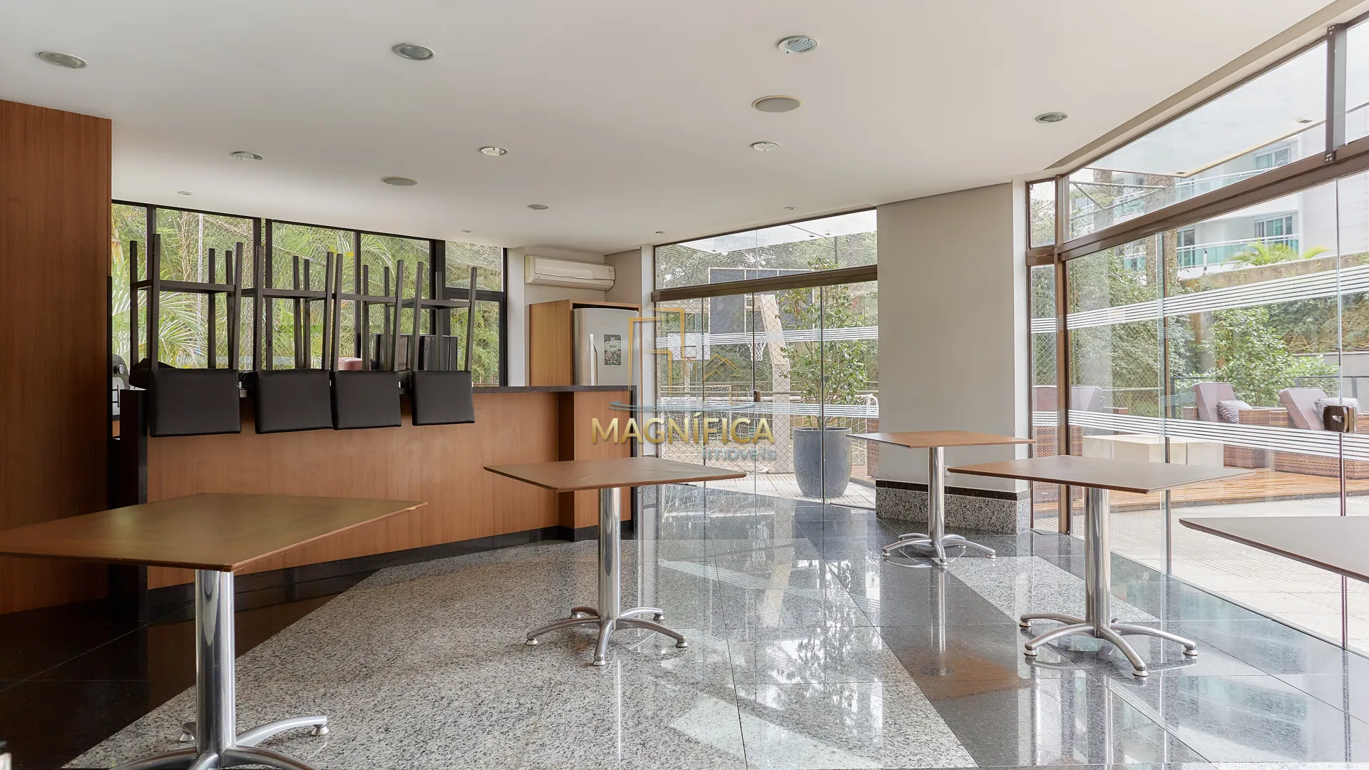 Apartamento de 322 m² con 3 suites y 4 plazas de garaje — photo 55