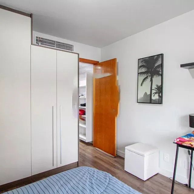Furnished apartment, 105 m², with a glass-enclosed balcony — photo 20