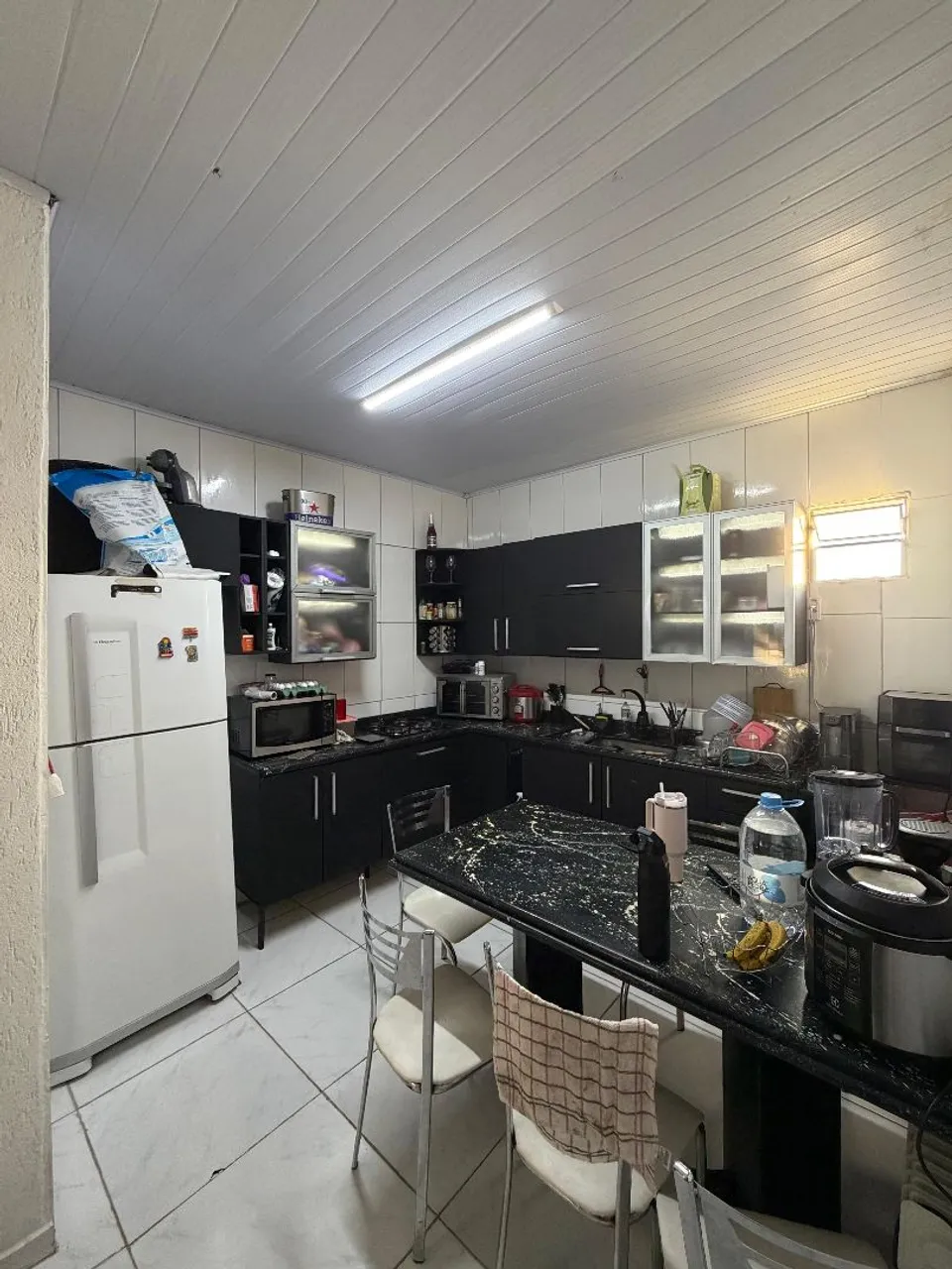 Casa mobiliada com 2 quartos e cozinha a gás — photo 2