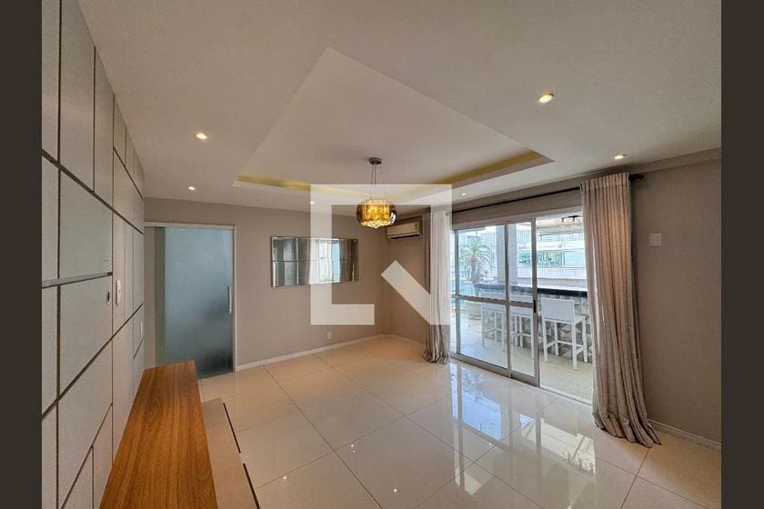 4-bedroom apartment in a building with a sauna — photo 11
