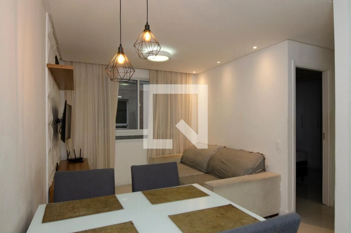 Apartamento mobiliado com 2 quartos e jardim privativo — photo 9