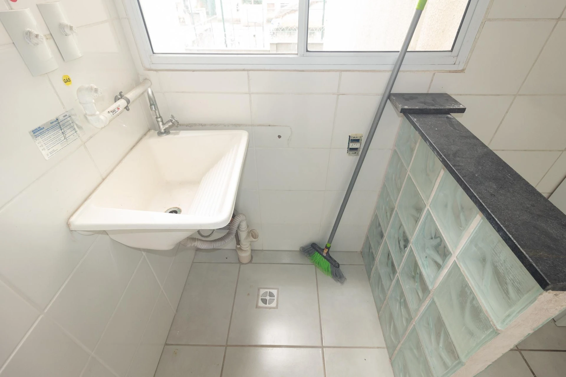 Apartamento com piso de madeira ou laminado, Cosmos — photo 34