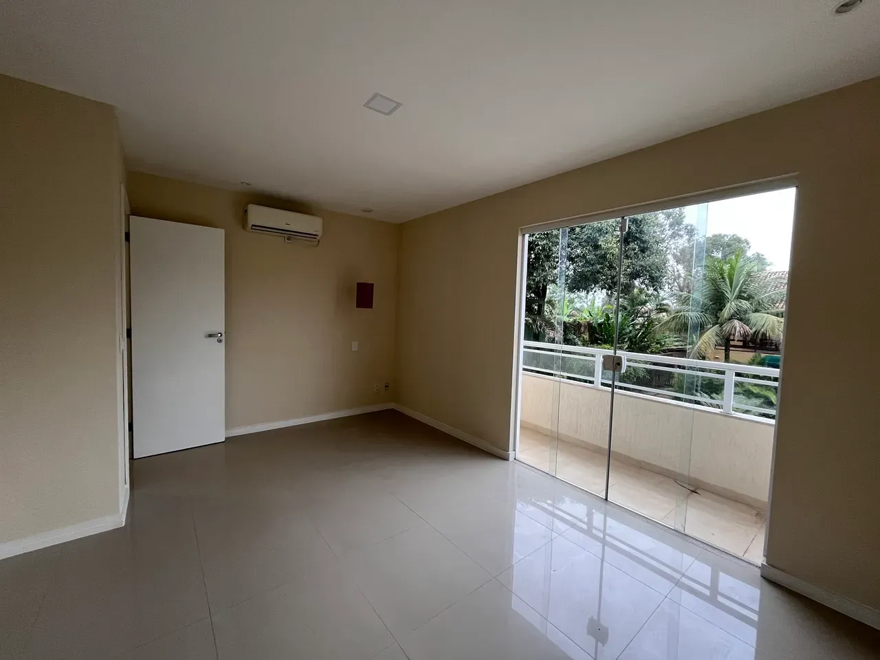 Furnished triplex house with 5 en-suite bedrooms — photo 30