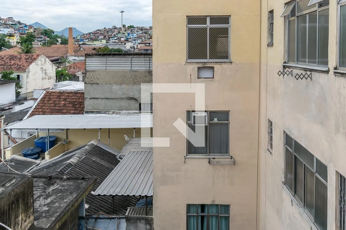 Furnished apartment, 52 m², with a home office — photo 40
