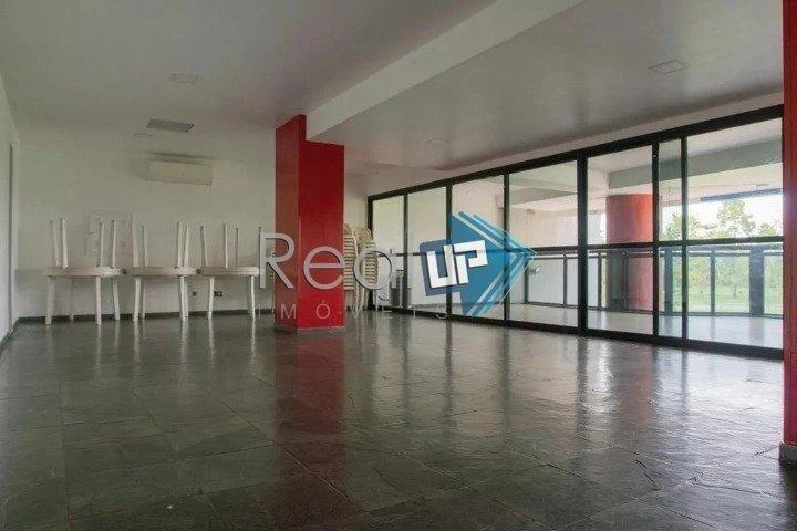 87 m² apartment with 2 bedrooms and a balcony — photo 8