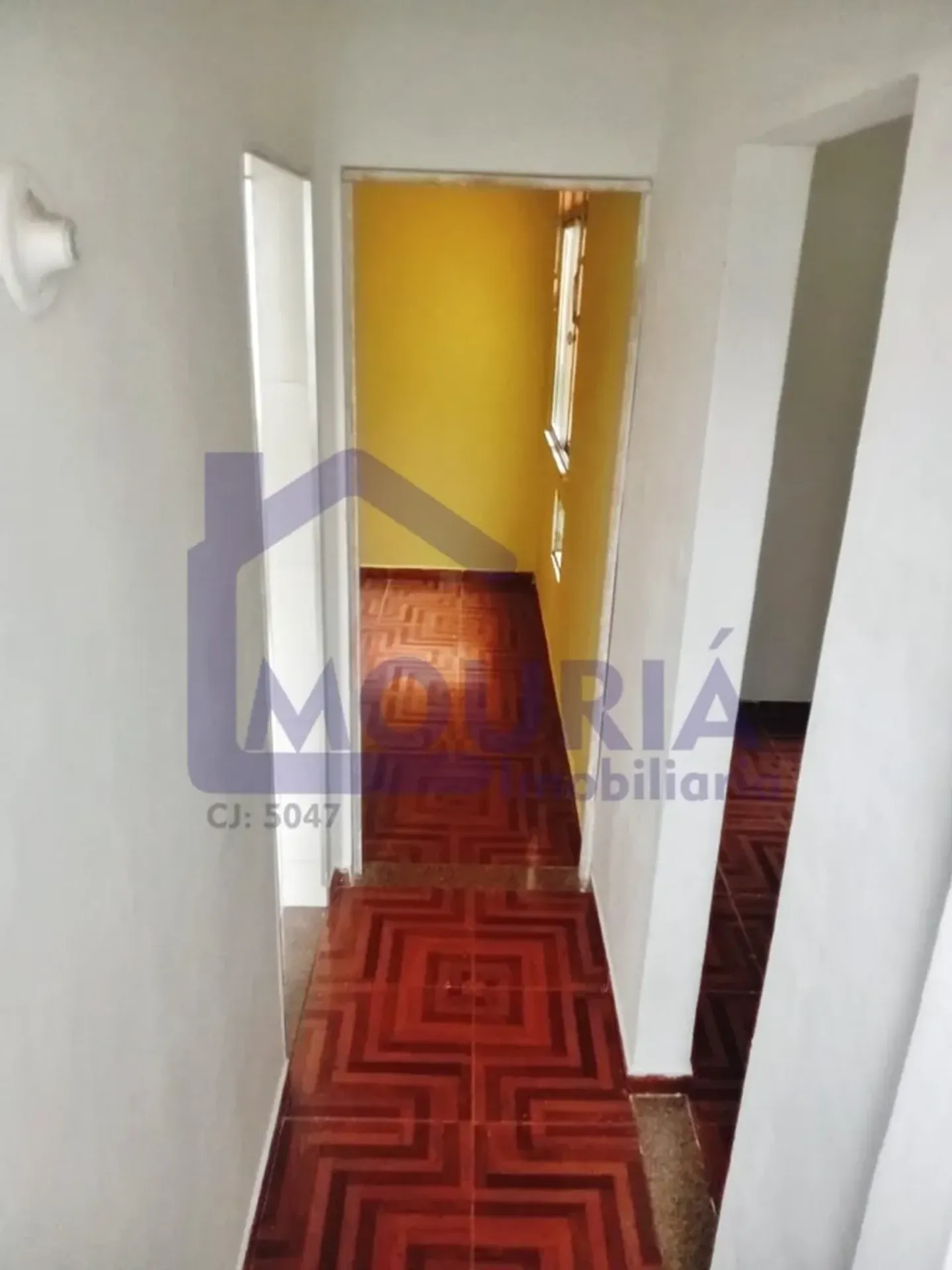 1-bedroom apartment on the 2nd floor, no parking — photo 11