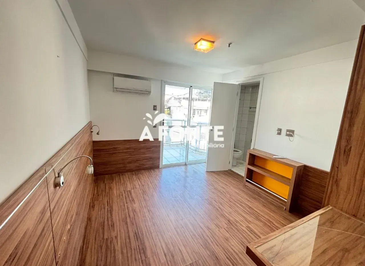2-bedroom apartment with an open-plan kitchen and balcony — photo 15