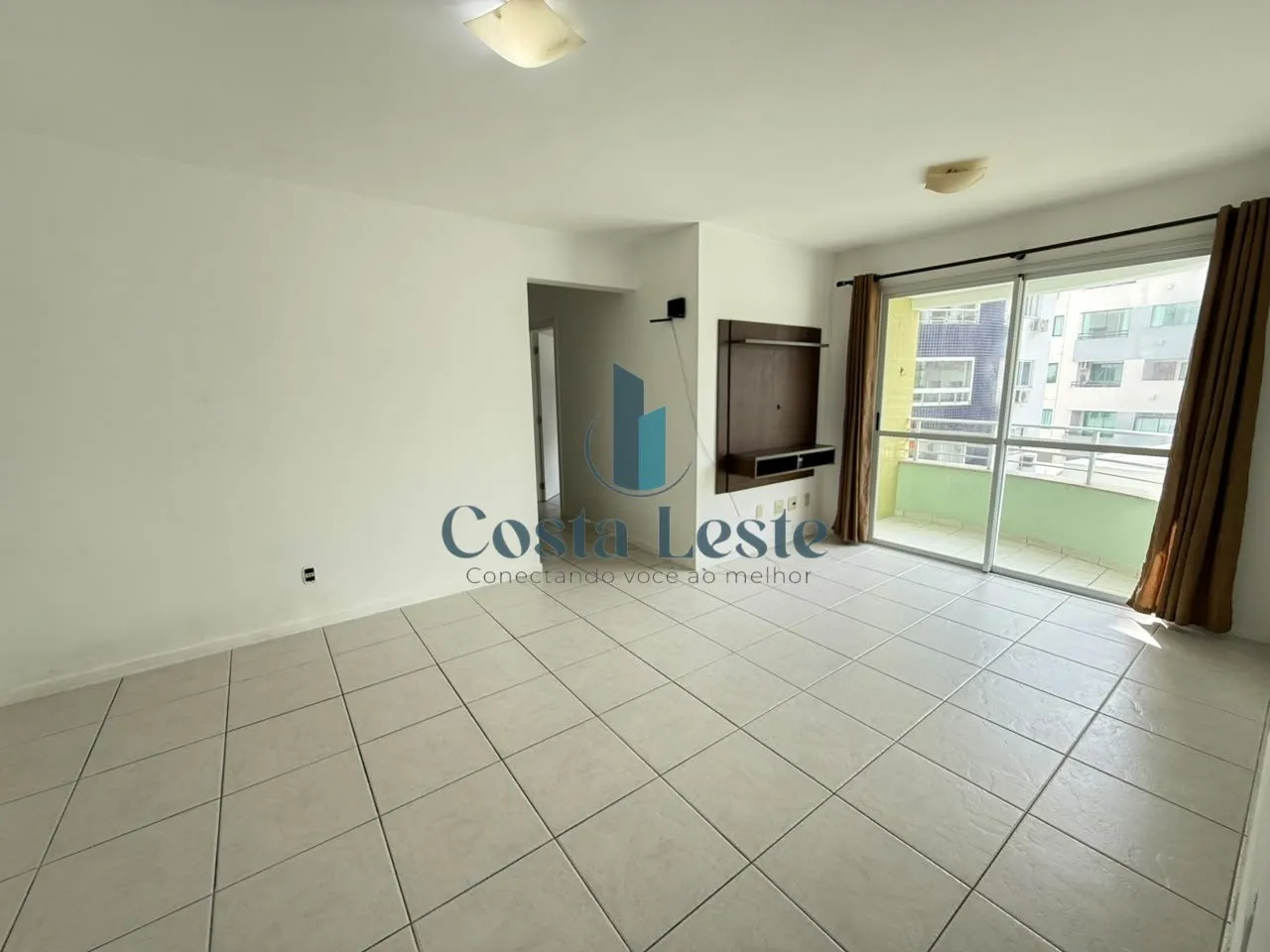 2-bedroom apartment, 1 with its own bathroom, 74 m² — photo 4