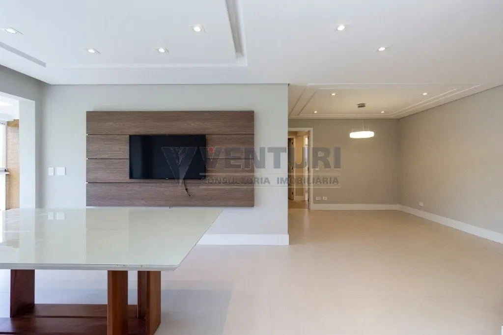 Apartment with 4 bedrooms, 3 parking spots and open kitchen — photo 51