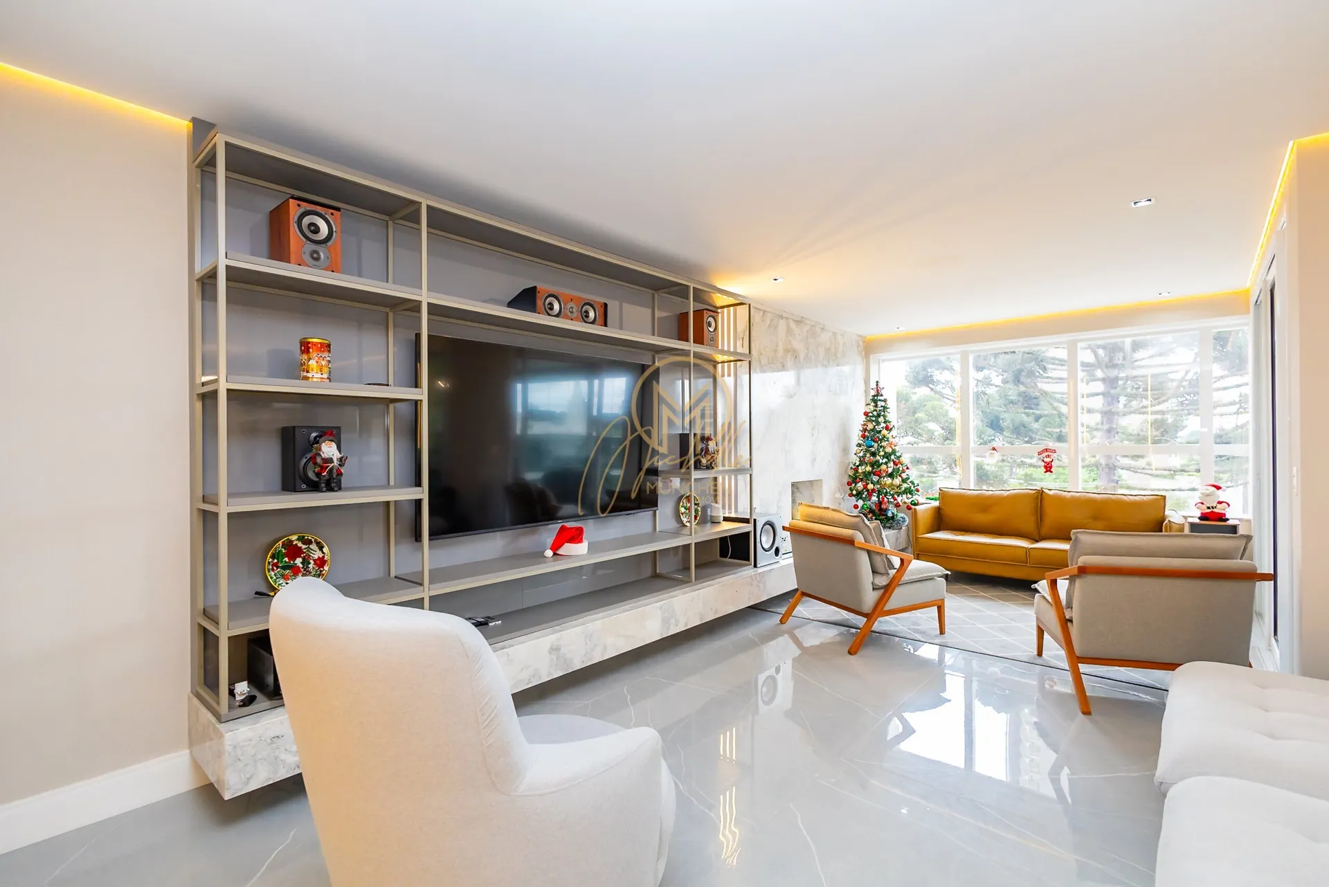 Furnished 462 m² apartment with 4 en-suite rooms — photo 45
