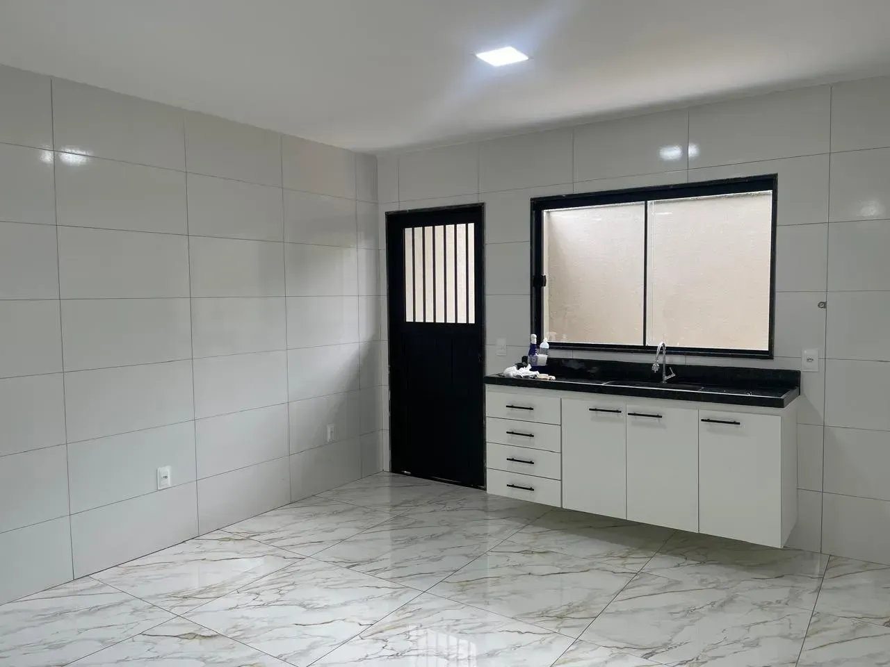 House, 140 m², with a private BBQ — photo 7