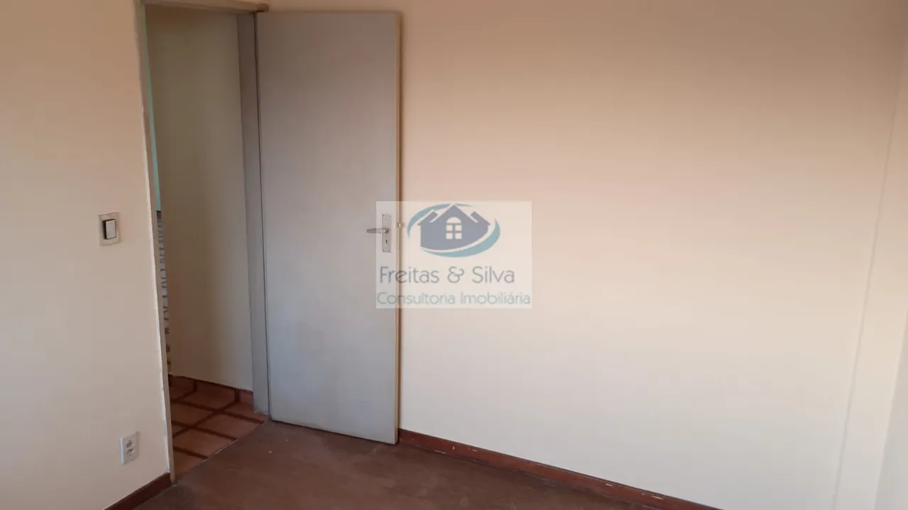 Apartamento com 2 quartos, 1 banheiro e 1 vaga — photo 13