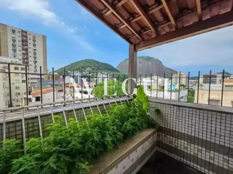 Apartment with 4 bedrooms, 3 bathrooms and balcony — photo 11