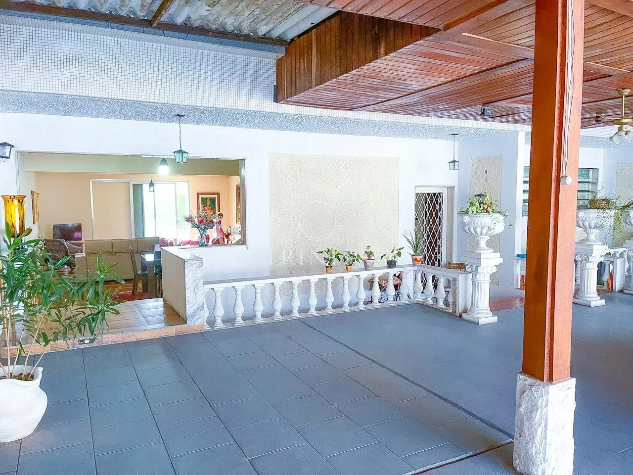 Furnished house with 5 bedrooms and separate kitchen — photo 3