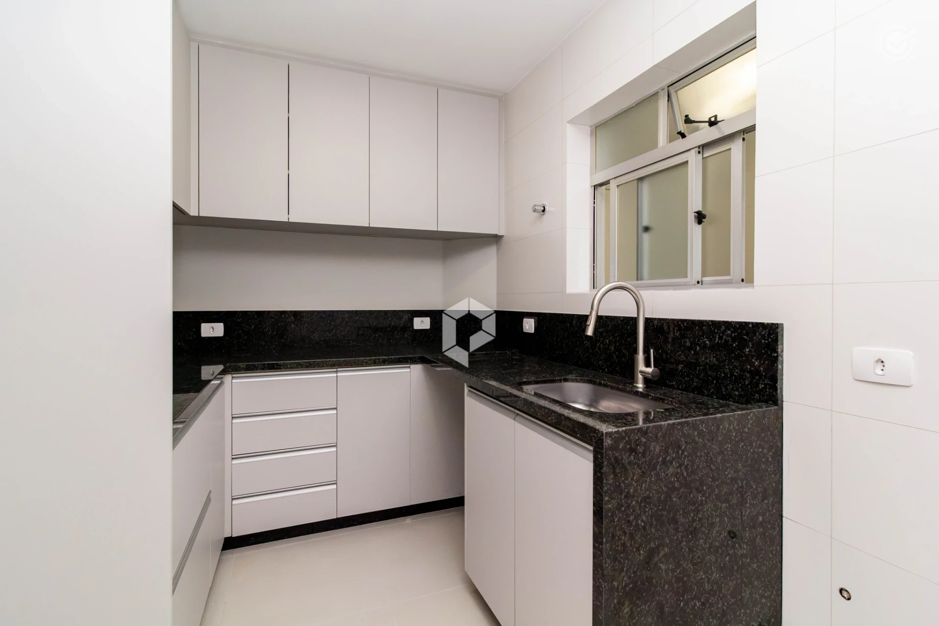 Apartamento com churrasqueira privativa, Bacacheri — photo 4