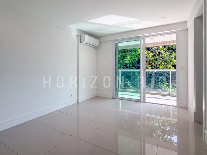 Apartamento, 229 m², com varanda envidraçada — photo 3