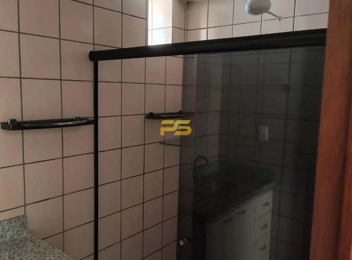 Apartamento de 148 m² com 4 quartos e varanda — photo 3