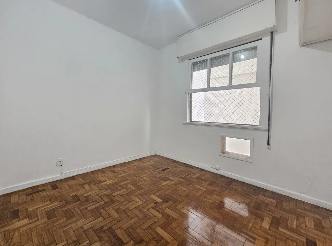 Apartamento com 2 quartos e 80 m² com chuveiro e banheira — photo 8