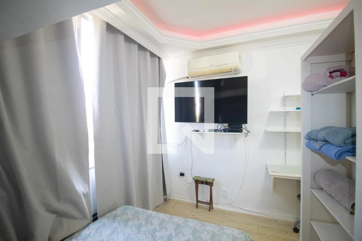 Студія 20 м² з пральною машиною та робочим місцем — photo 4