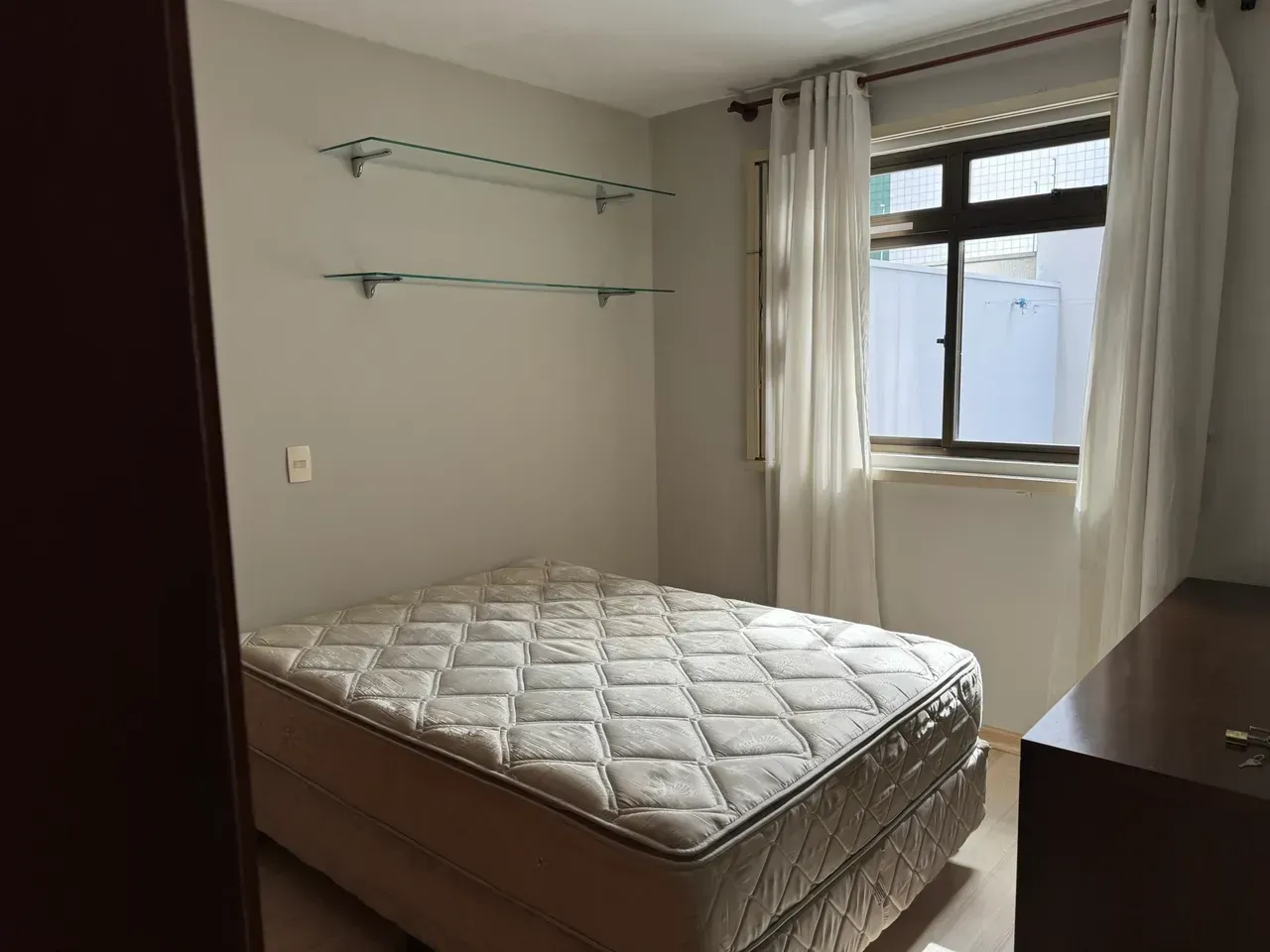 One-bedroom apartment with a jacuzzi — photo 15