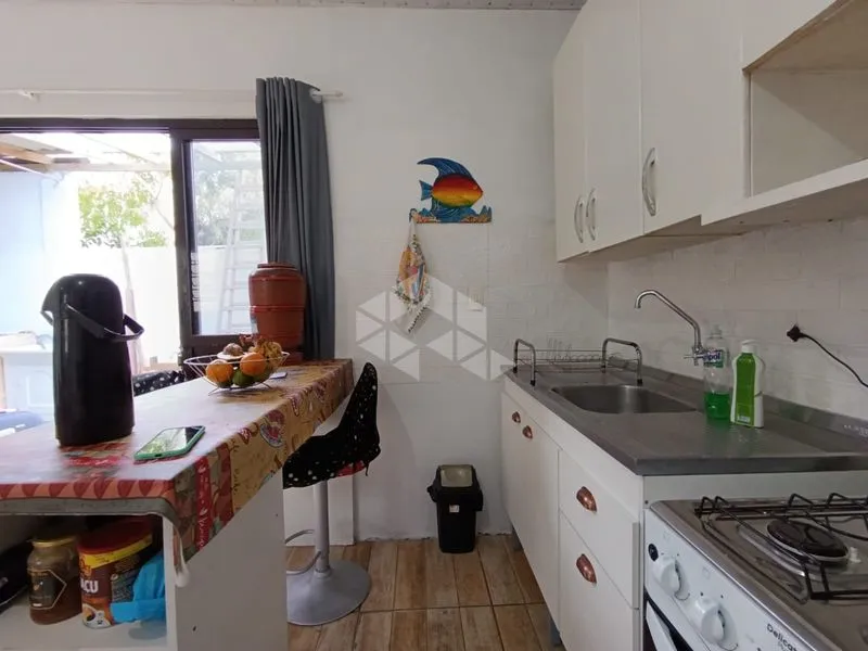 One-bedroom house with a garden — photo 13