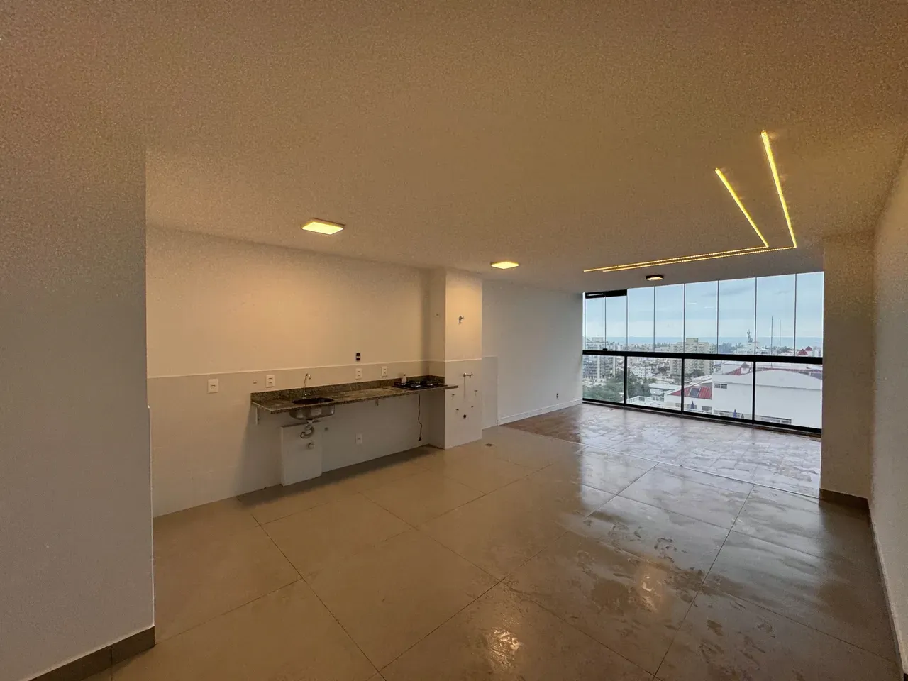 Apartamento de 3 quartos com varanda envidraçada — photo 19