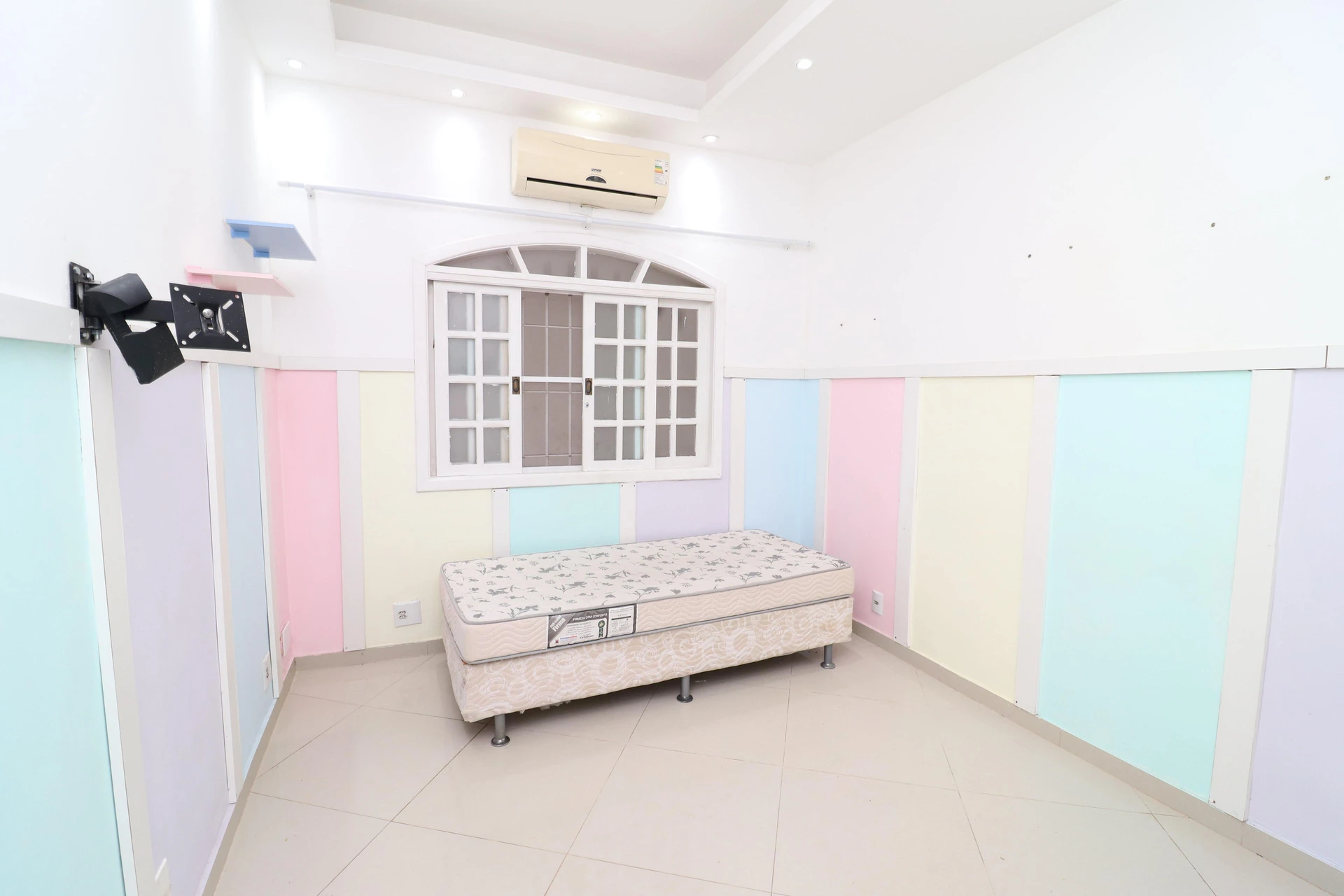 Furnished house with 3 bedrooms and a private garden — photo 25