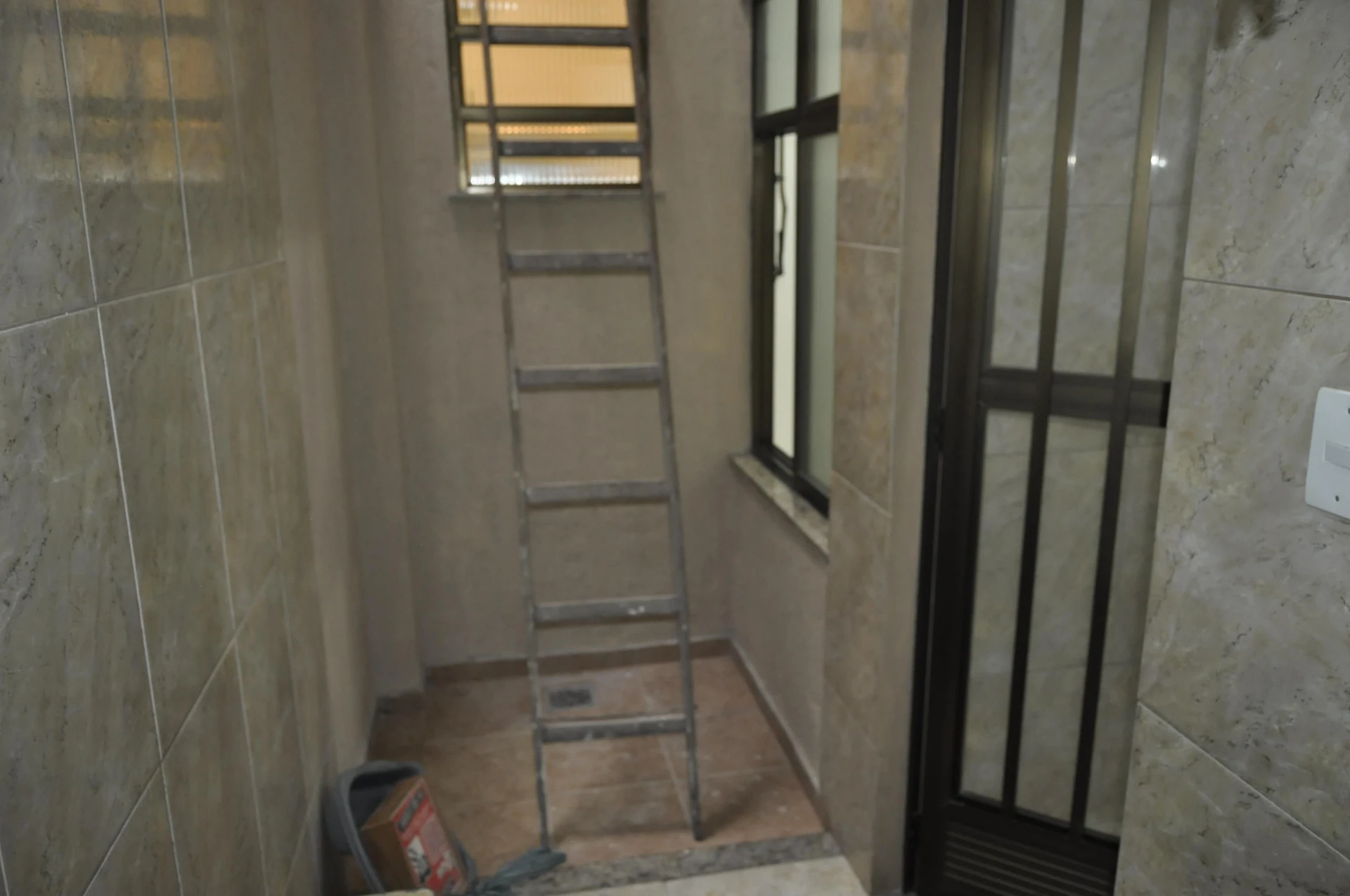 Condo house with 3 bedrooms and a suite — photo 4