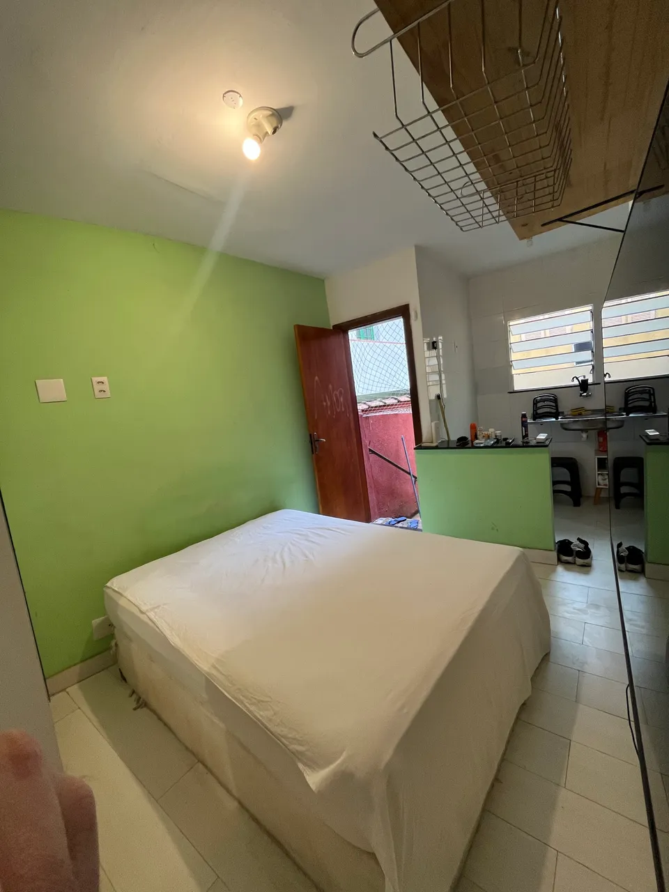 Studio kitnet with washing machine and 1 bedroom and 1 bathroom — photo 4