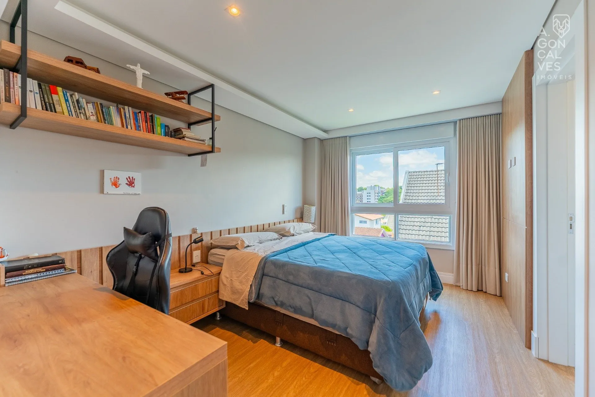 Casa com 3 suítes e 350 m², terraço e jardim — photo 16