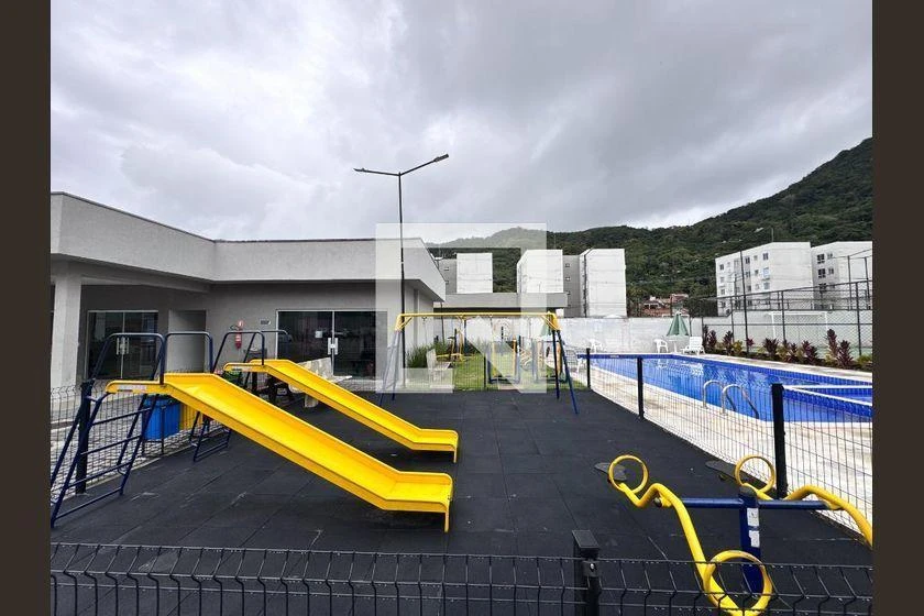 Apartamento mobiliado de 2 quartos em condomínio com piscina — photo 11
