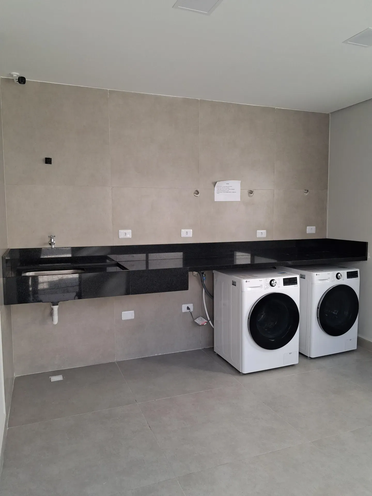 Furnished studio, 24 m², with a washing machine — photo 3