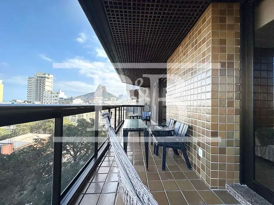 Apartamento mobiliado com 2 dormitórios e 2 banheiros — photo 16
