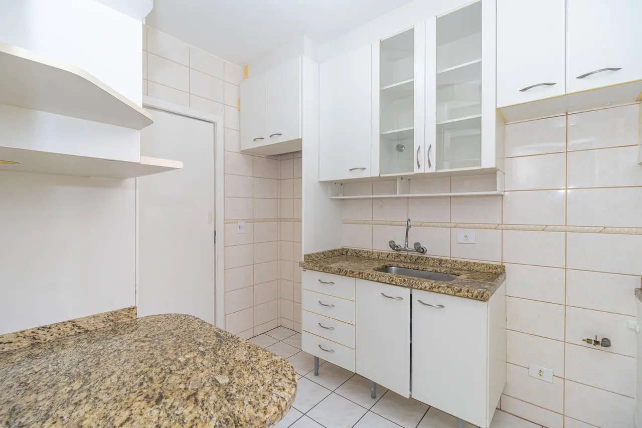 3-bedroom apartment with 2 bathrooms and balcony grill — photo 14