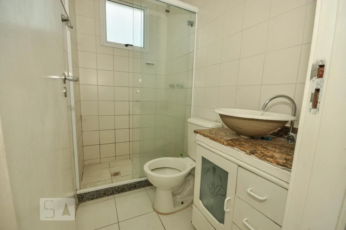 Unfurnished 2-bedroom apartment with 1 bath and open-plan kitchen — photo 18