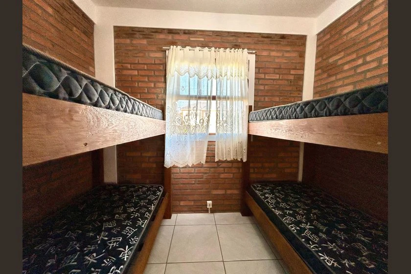 Apartamento amueblado de 2 dormitorios con balcón — photo 11
