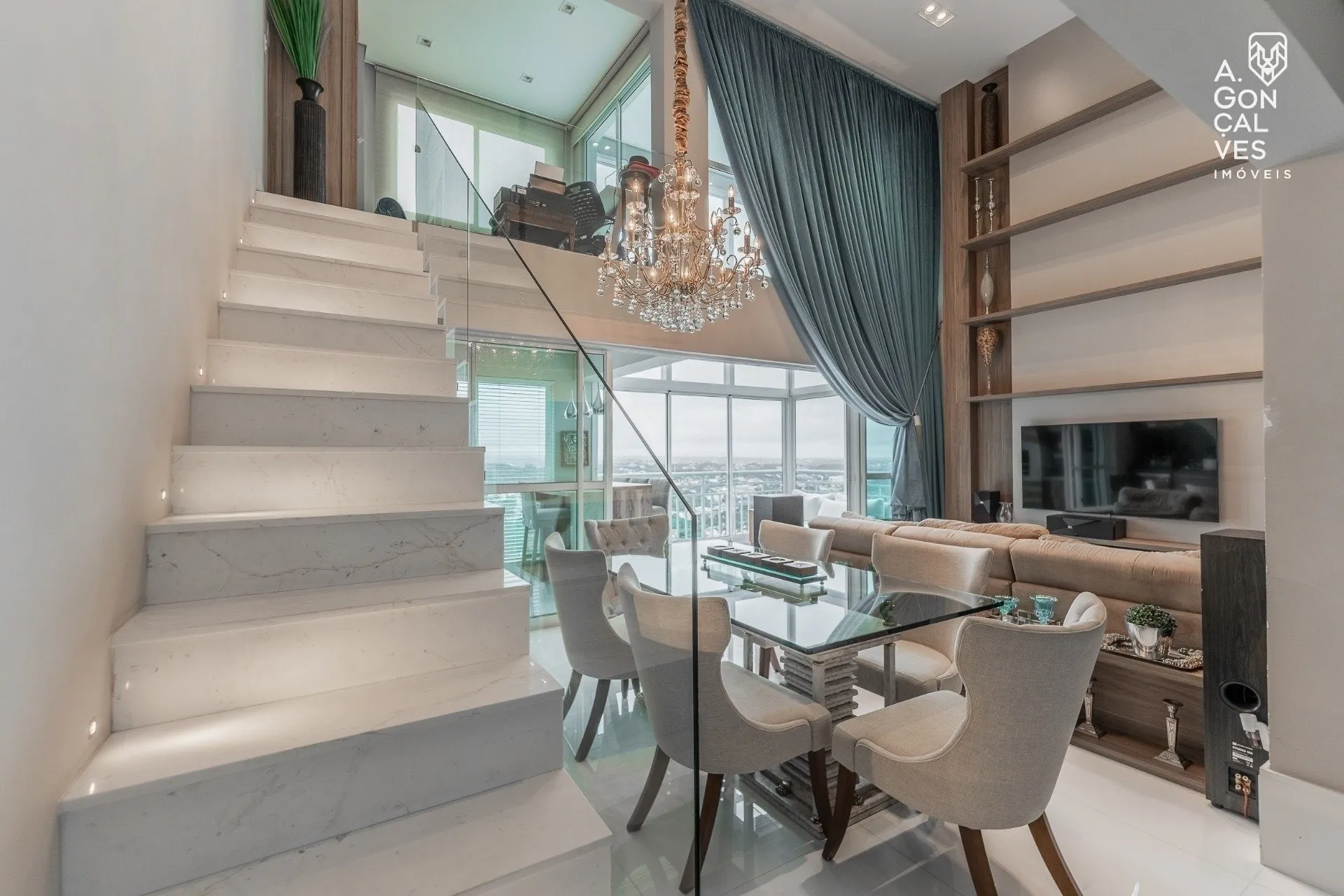 Квартира с 3 спальнями, 5 санузлами и 3 местами — photo 12
