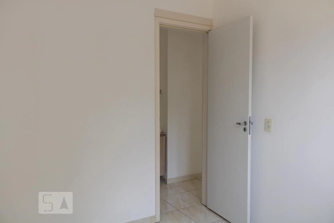 Apartamento de 2 quartos em condomínio com academia — photo 17