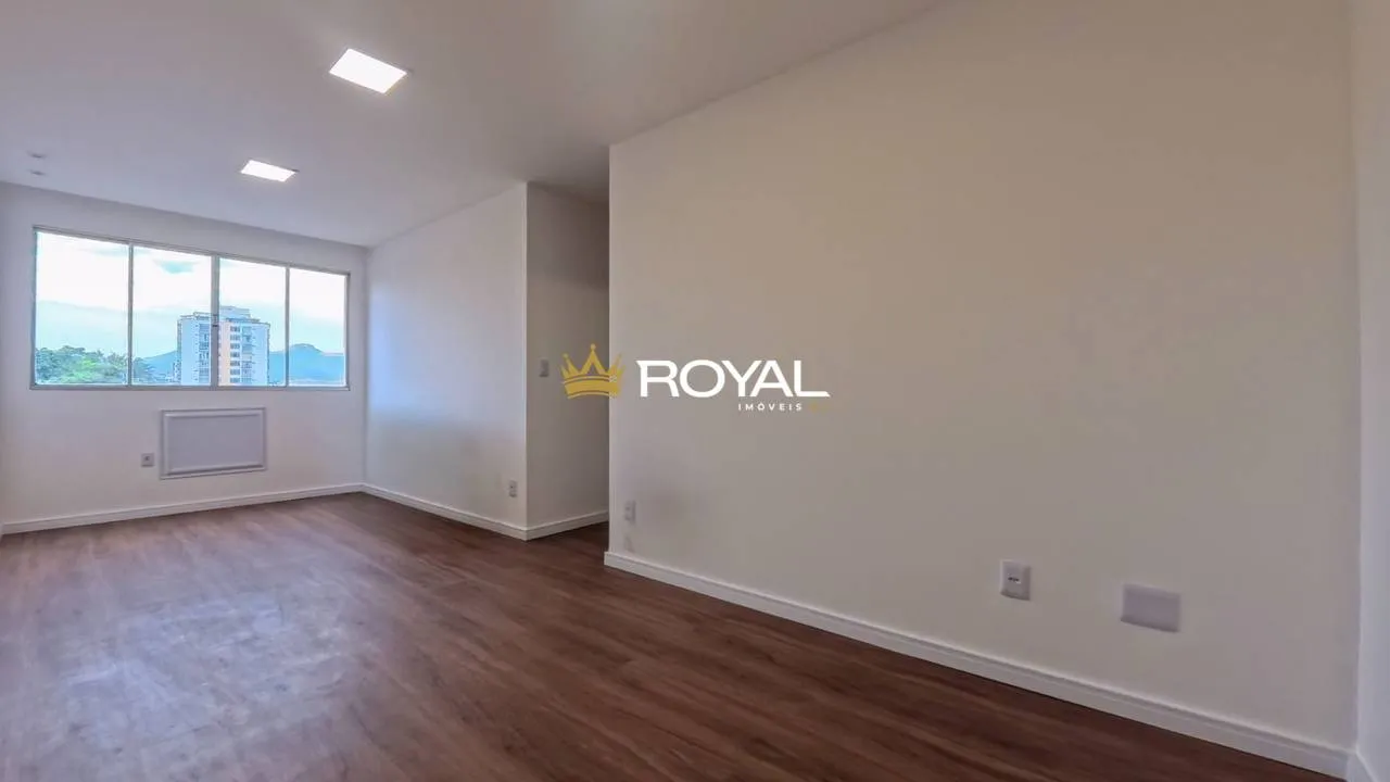 Apartment, 76 m², with wood or laminate floors — photo 16