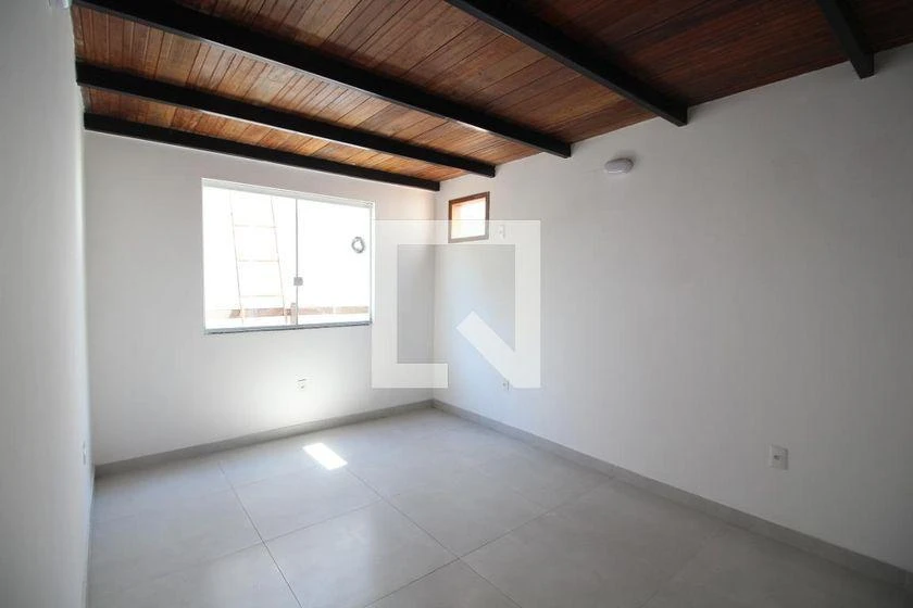 Rental house with 4 bedrooms and 340 m² — photo 10