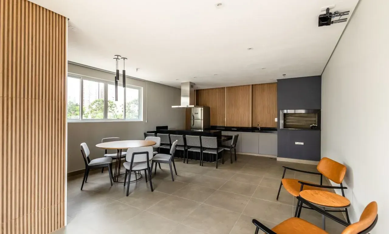 Apartamento mobiliado com 2 quartos e varanda — photo 18