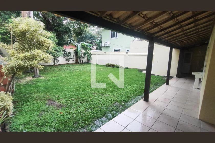 House with 3 bedrooms, 4 bathrooms and 360 m² — photo 21