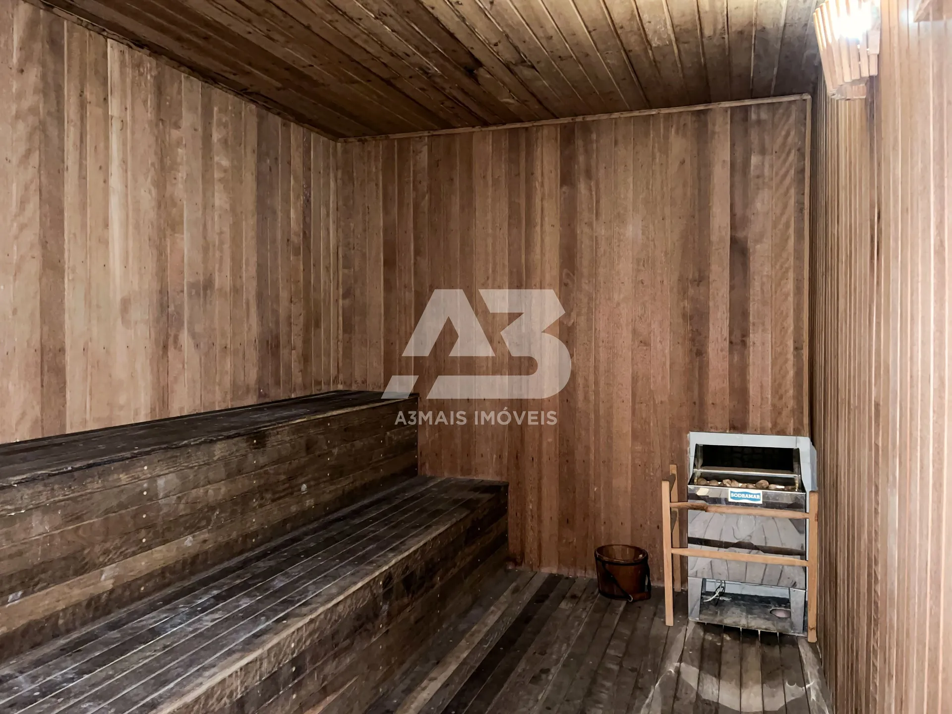 Apartment, 65 m², with a glass-enclosed balcony — photo 27