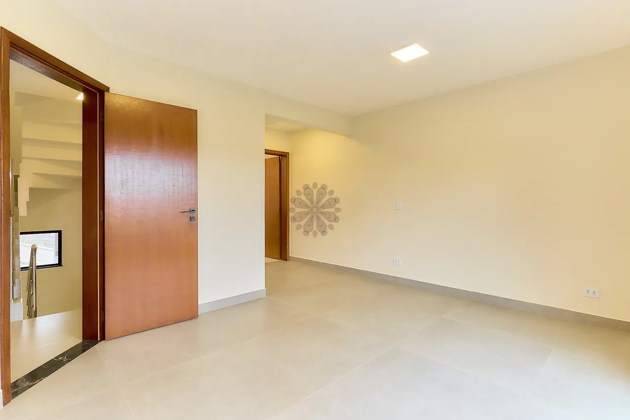 House with 3 bedrooms and 230 m² plus shared BBQ area — photo 12