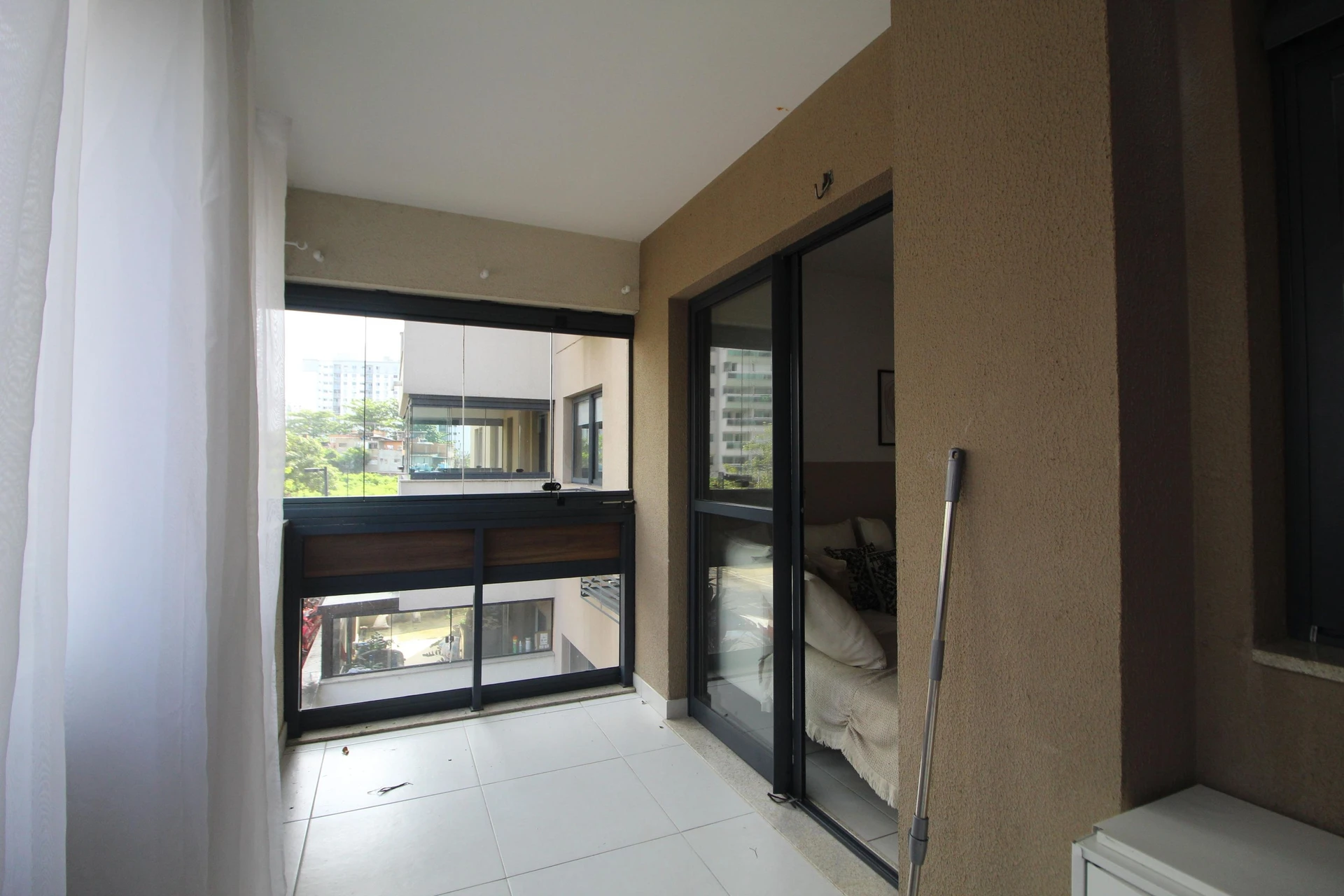 3-bedroom apartment in a building with a sauna — photo 21