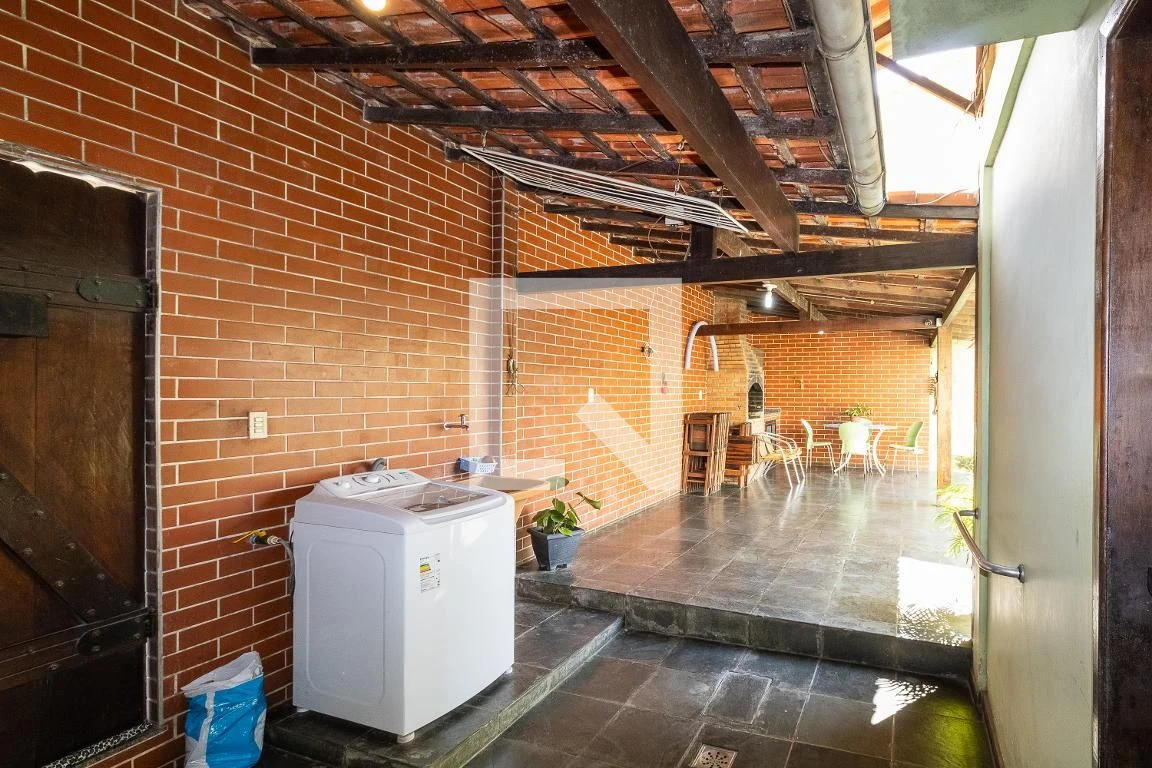 Casa de 2 andares com 238 m², 3 quartos e jardim — photo 67