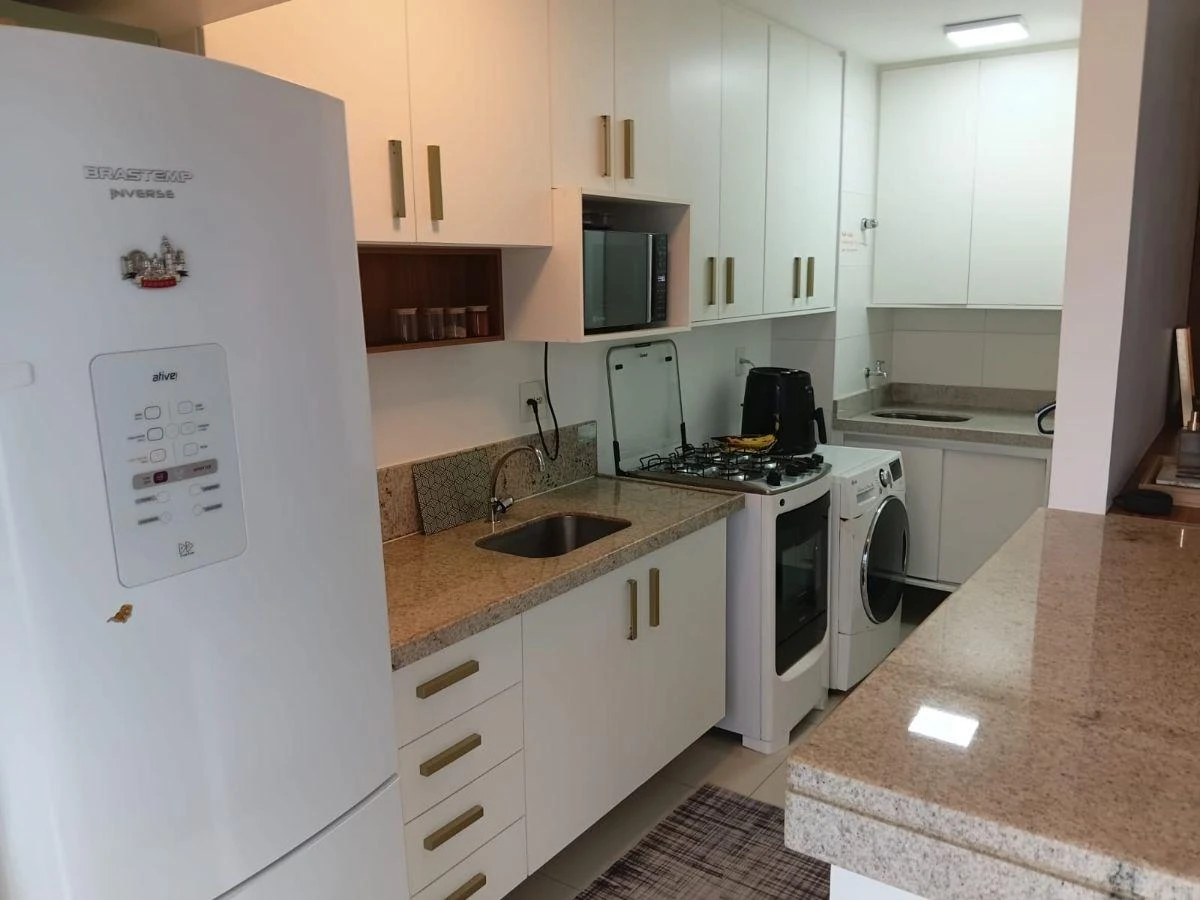 Furnished 79 m² apartment with 2 bedrooms and parking — photo 7